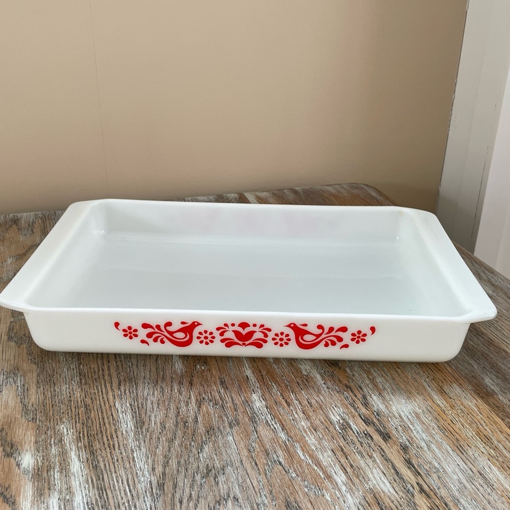 Vintage Pyrex Friendship Red Birds Lasagna Pan❤️ - Picture 7 of 16